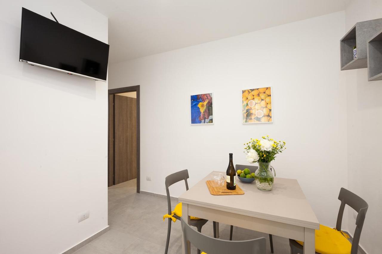 דירות טראסיני Holiday House Da Vinci מראה חיצוני תמונה