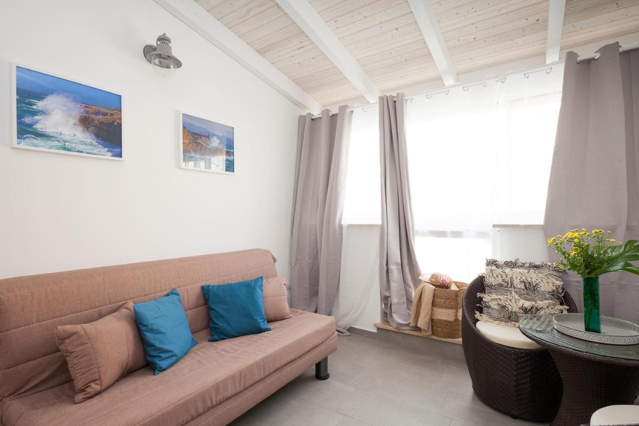 דירות טראסיני Holiday House Da Vinci מראה חיצוני תמונה