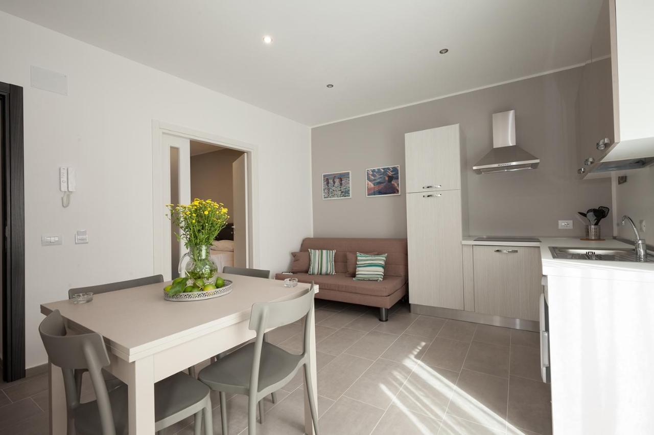 דירות טראסיני Holiday House Da Vinci מראה חיצוני תמונה